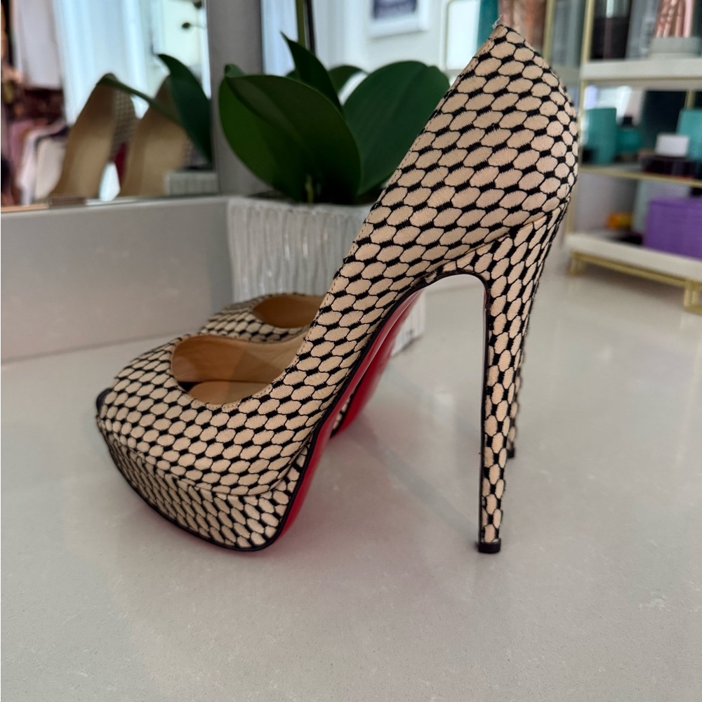 Christian Louboutin Black and Cream Patterned Heels